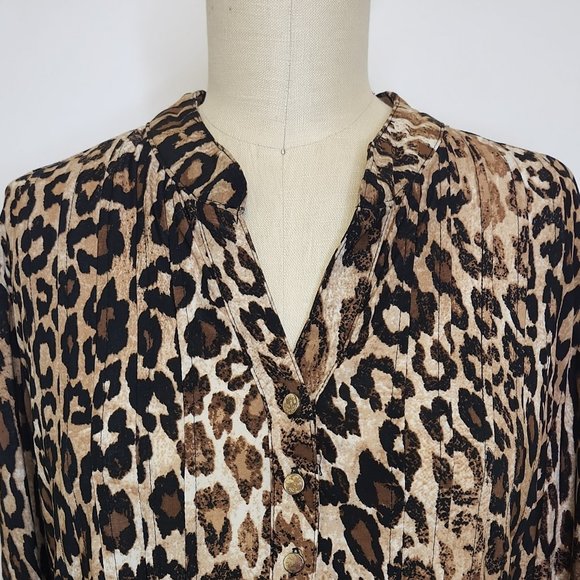 New Directions Top Leopard Tan Black Large Roll Tab Sleeve Stretch Knit Bib Fron - Picture 2 of 8